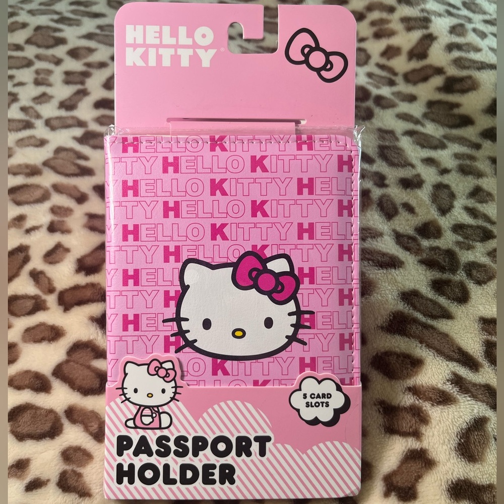 Hello Kitty Passport Holder